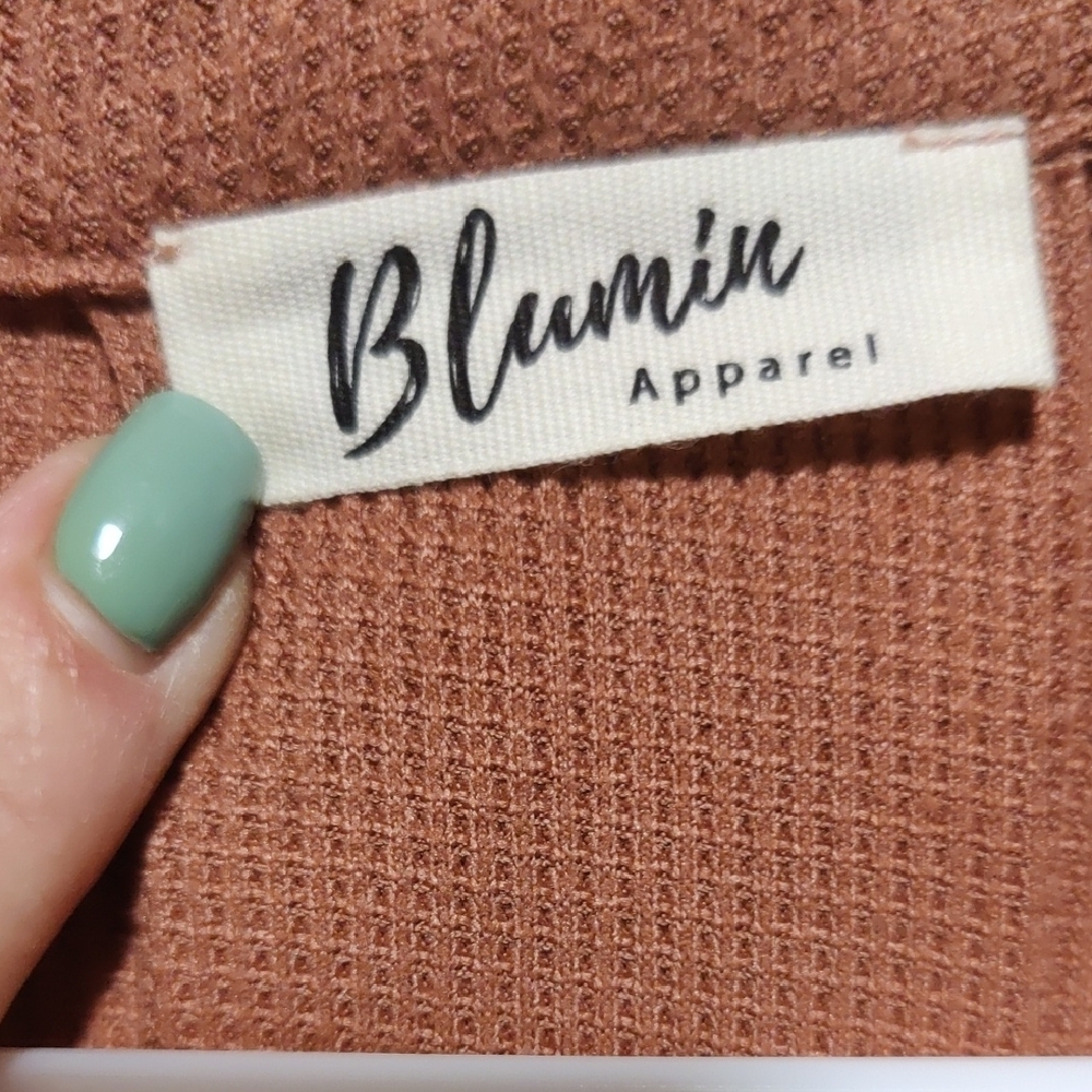 Rust Button-Up Shirt - Picture 2 of 3